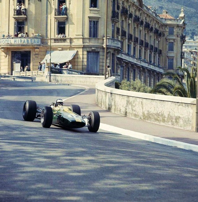 RARE: LOLA T280 Buenos Aires 1972 Larrousse- kit métal monté JOHN DAY