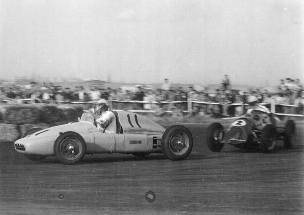 wylie and jb fb vic trophy 54