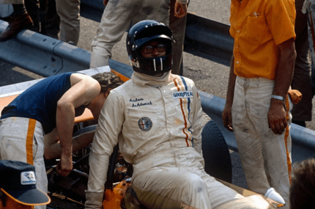 de ad dutch exiting car