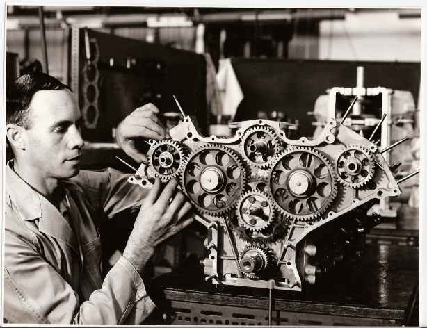 Assembling valve train for quad cam Repco Brabham engine