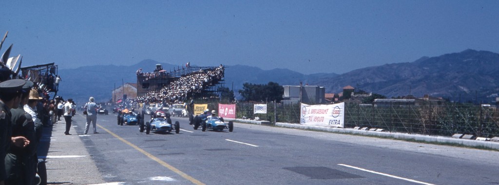 A picture containing sky, outdoor, road, day

Description automatically generated